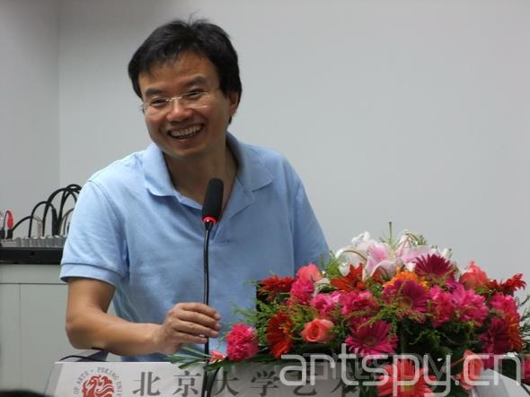 彭峰:"中国馆是这次双年展里最轰动的"